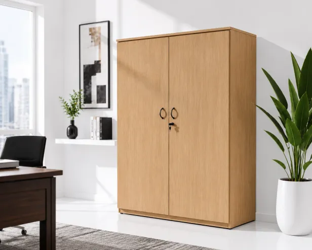 Armoire de bureau haute à portes battantes avec serrure
